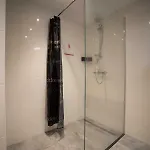 Apartment Bad *